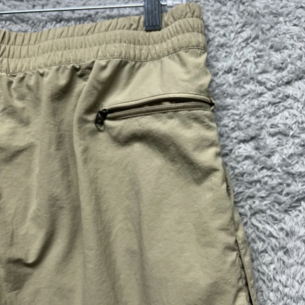 The North Face Mens Shorts Size Medium Khaki‎ Tan Hiking Trail Utility Nylon